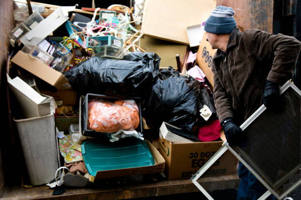 Best Commercial Junk Removal  in Pinconning, MI